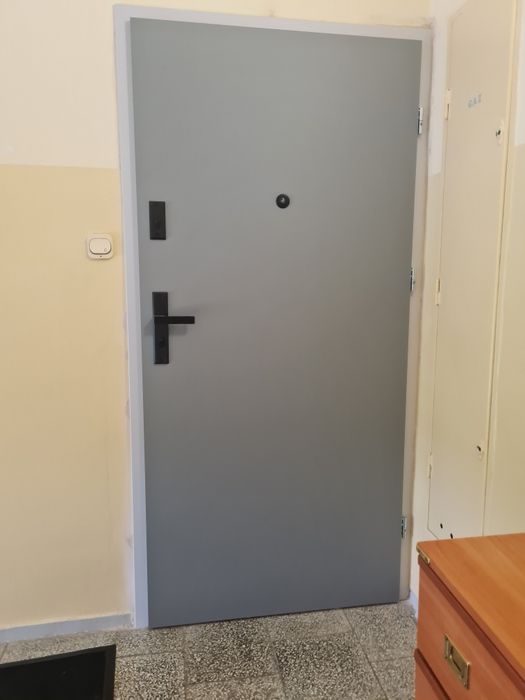 DRZWI, OKNA, ROLETY – profesjonalny montaż i naprawa  z gwarancją