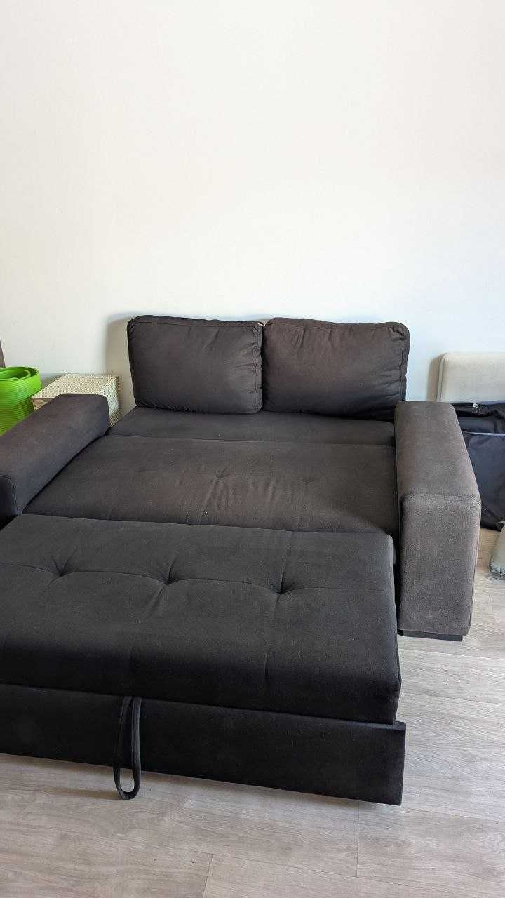 Sofá-cama em bom estado
