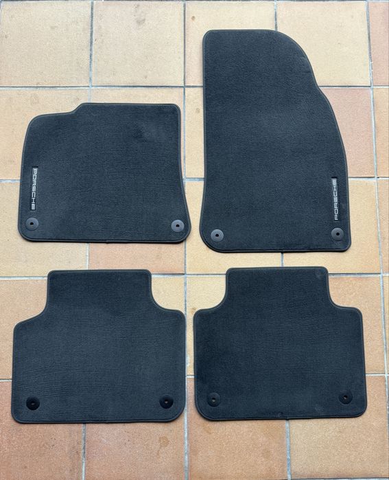 Conjunto 4 tapetes Porsche Macan