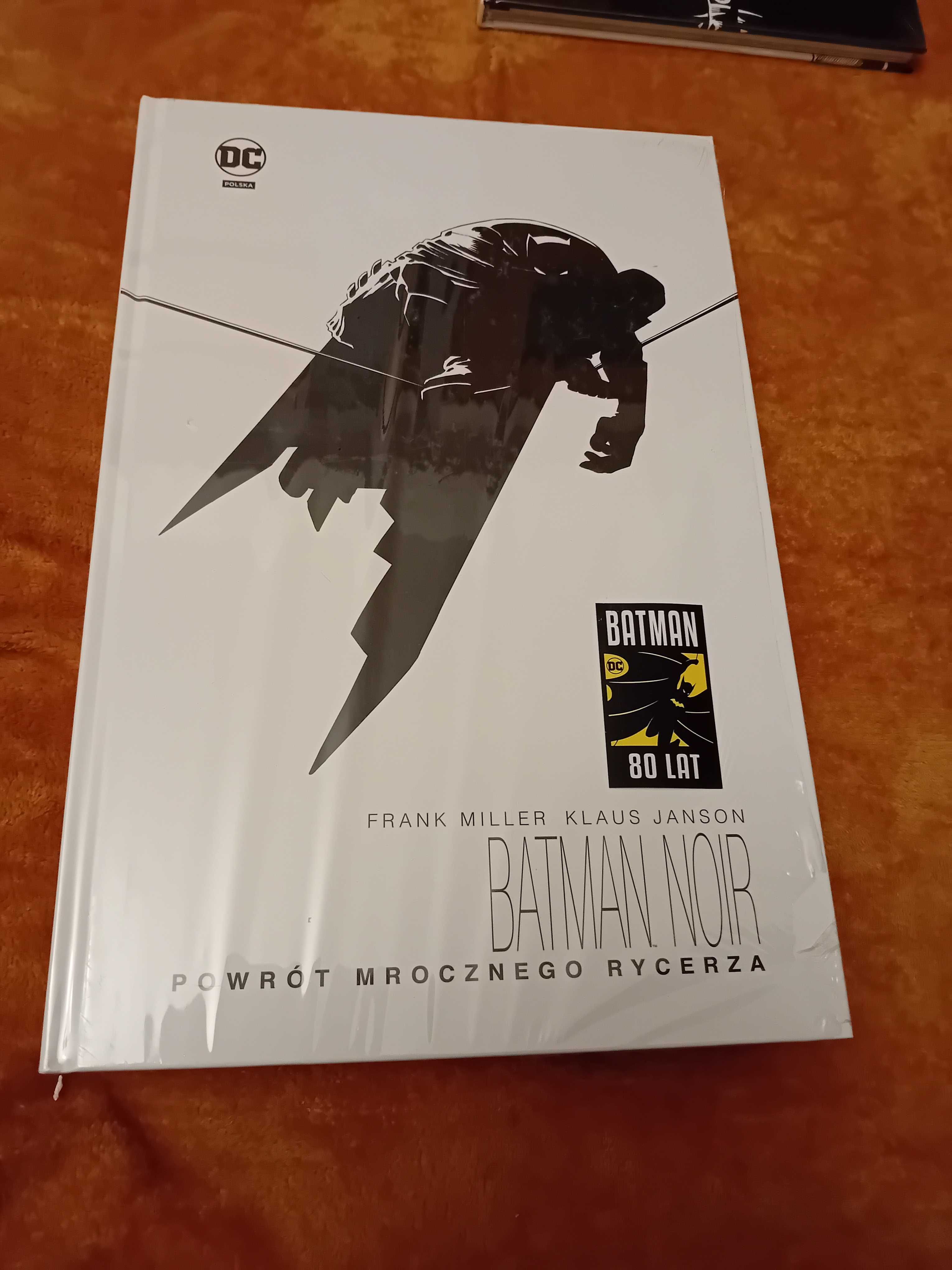 Batman Noir komiksy 4 tomy Zabójczy żart, Pewnego dnia, Hush, Powrót