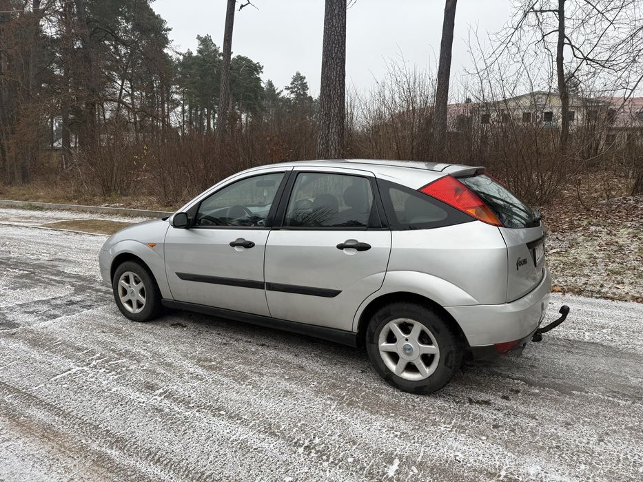 Ford focus 1.8 16v 2000r