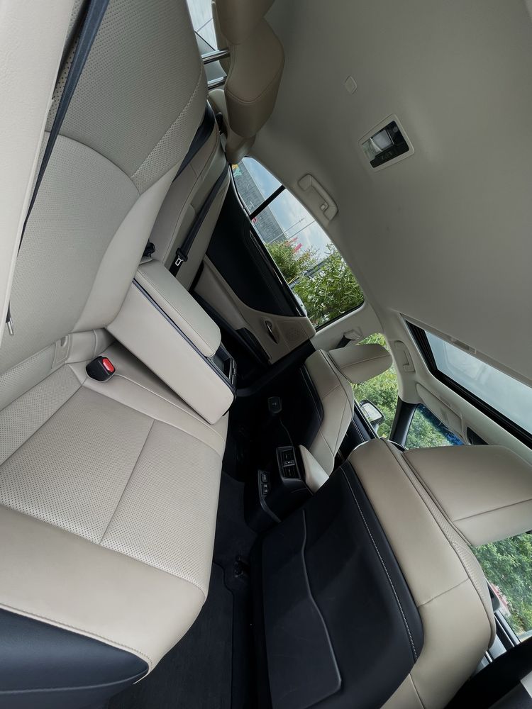 Prywatny kierowca – Lexus ES – komfort i punktualność