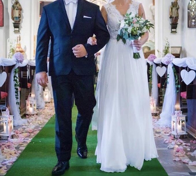 Suknia ślubna z salonu Madonna- okazyjna nowa cena zapraszam!