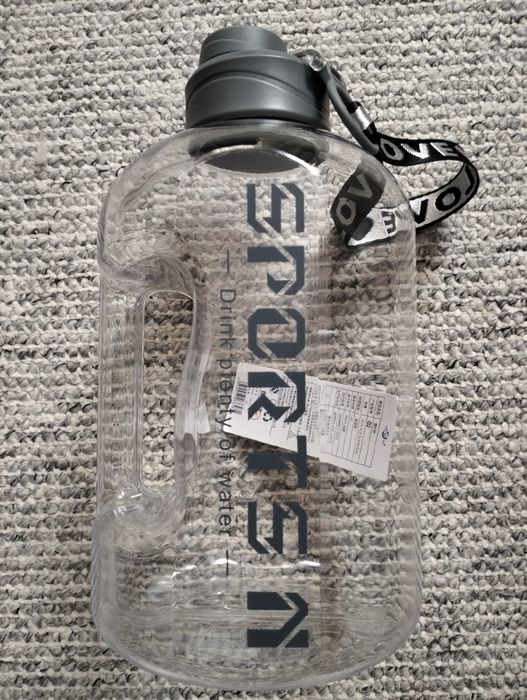 Butelka 2.7 litra na siłownię