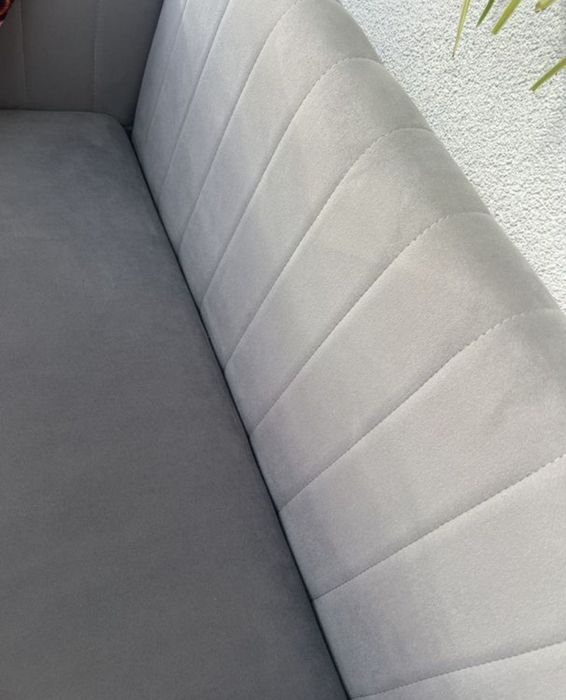 Диван в зону очікування