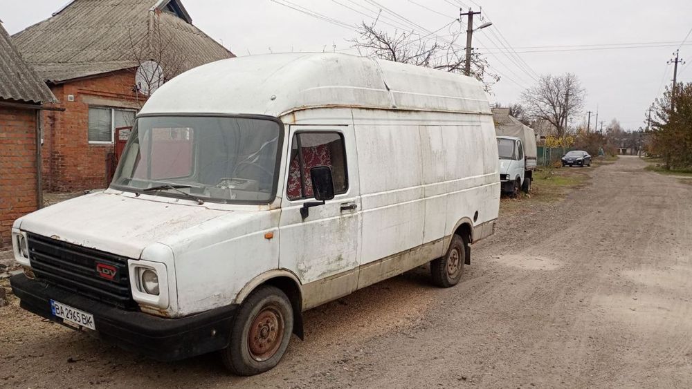 грузовой автомобиль LDV