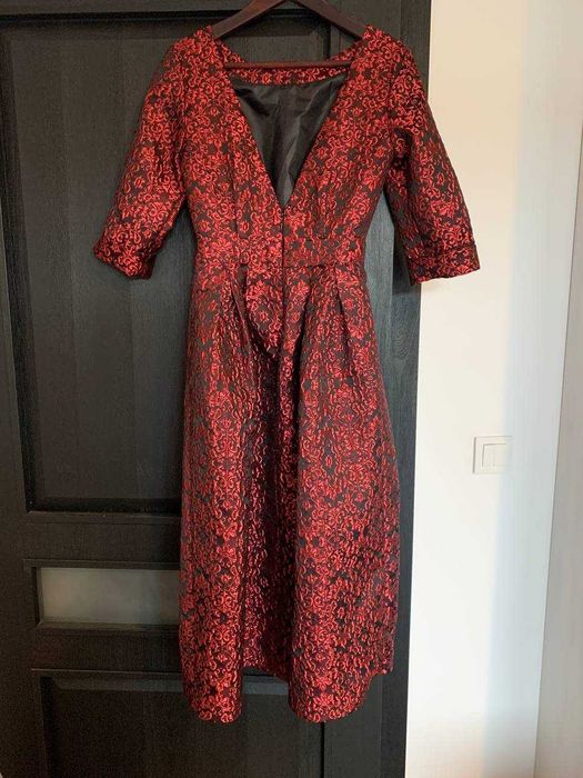 Designerska sukienka Ulyana Sergeenko