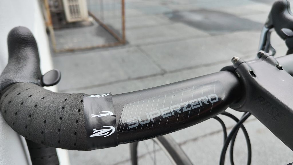 Superlekki rower szosowy Storck Scenario C 1.1 rozmiar 56 campagnolo