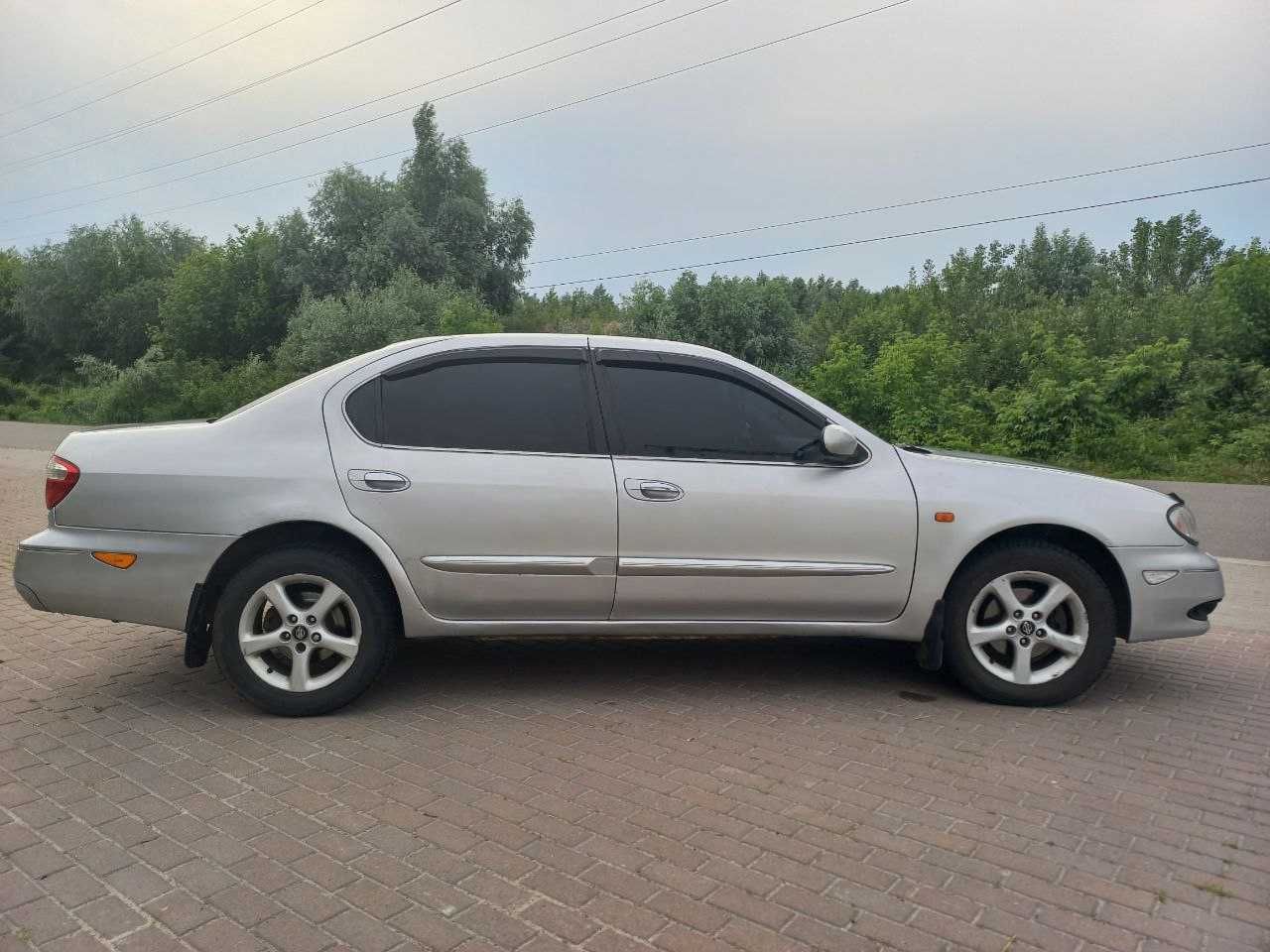 Nissan Maxima a33