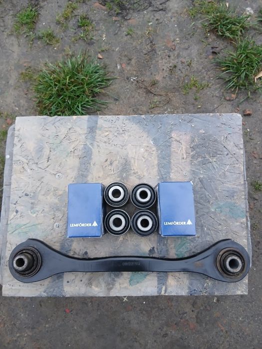 Саленблоки задньої підвіски шкода октавия, Volkswagen,  audi, skoda