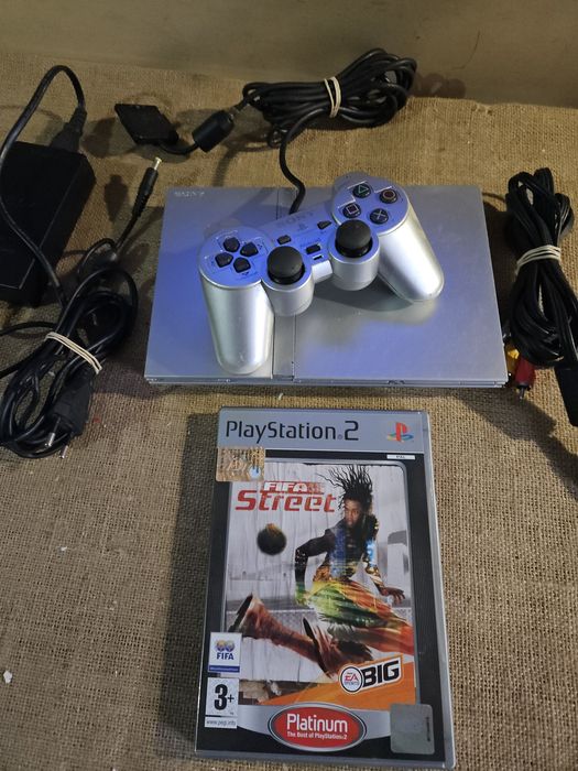 Consola ps2 prata
