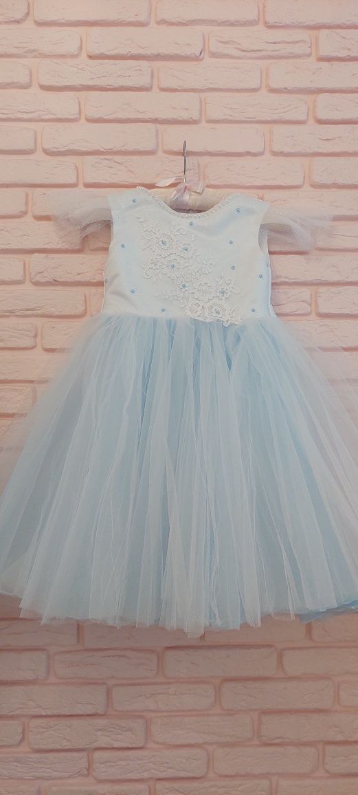 Нова дитяча святкова сукня детское нарядное платье