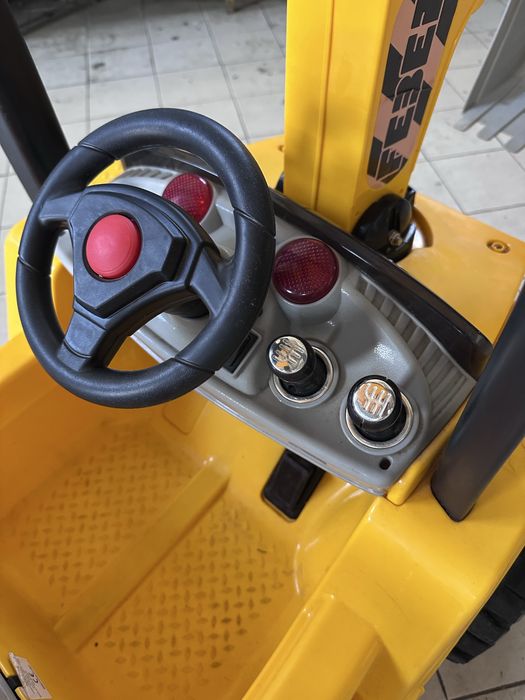 Escavadora eletrica 12v feber criança