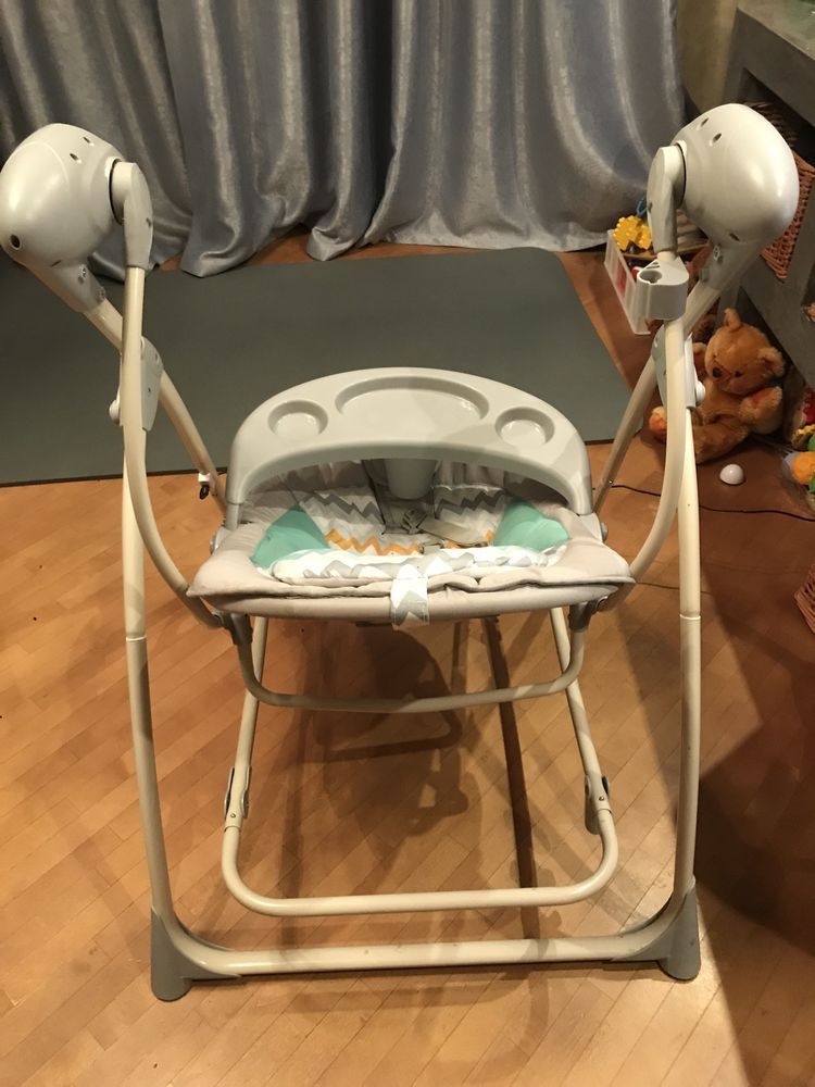 Carrello Nanny дитяче крісло-гойдалка,3пол.рег.спинки,.столик,