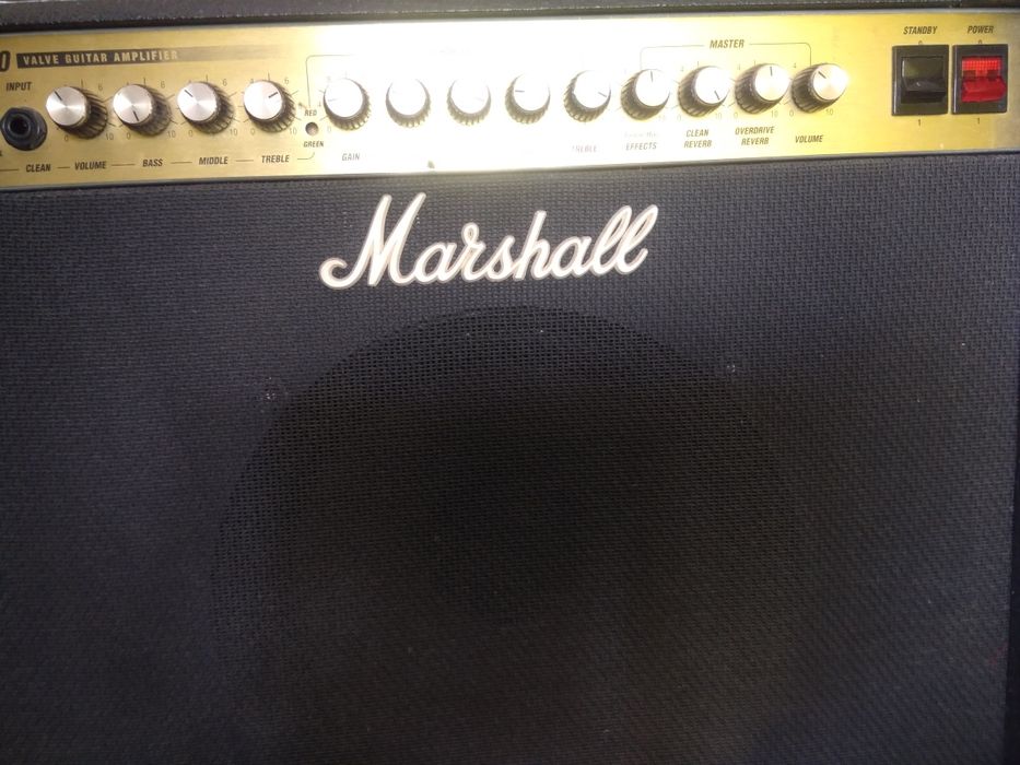 Amplificador de guitarra Marshall JCM 600
