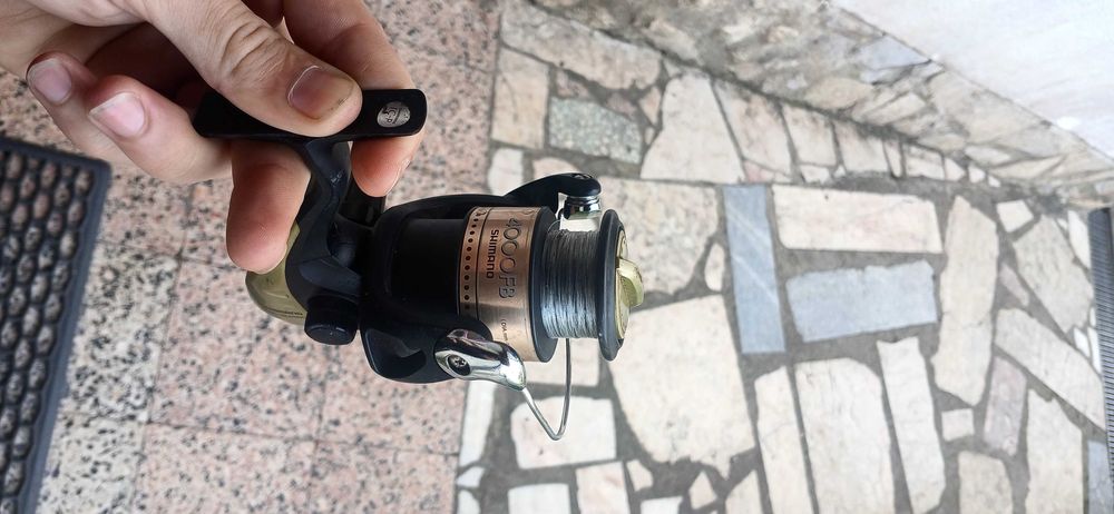 Carreto SHIMANO FB4000