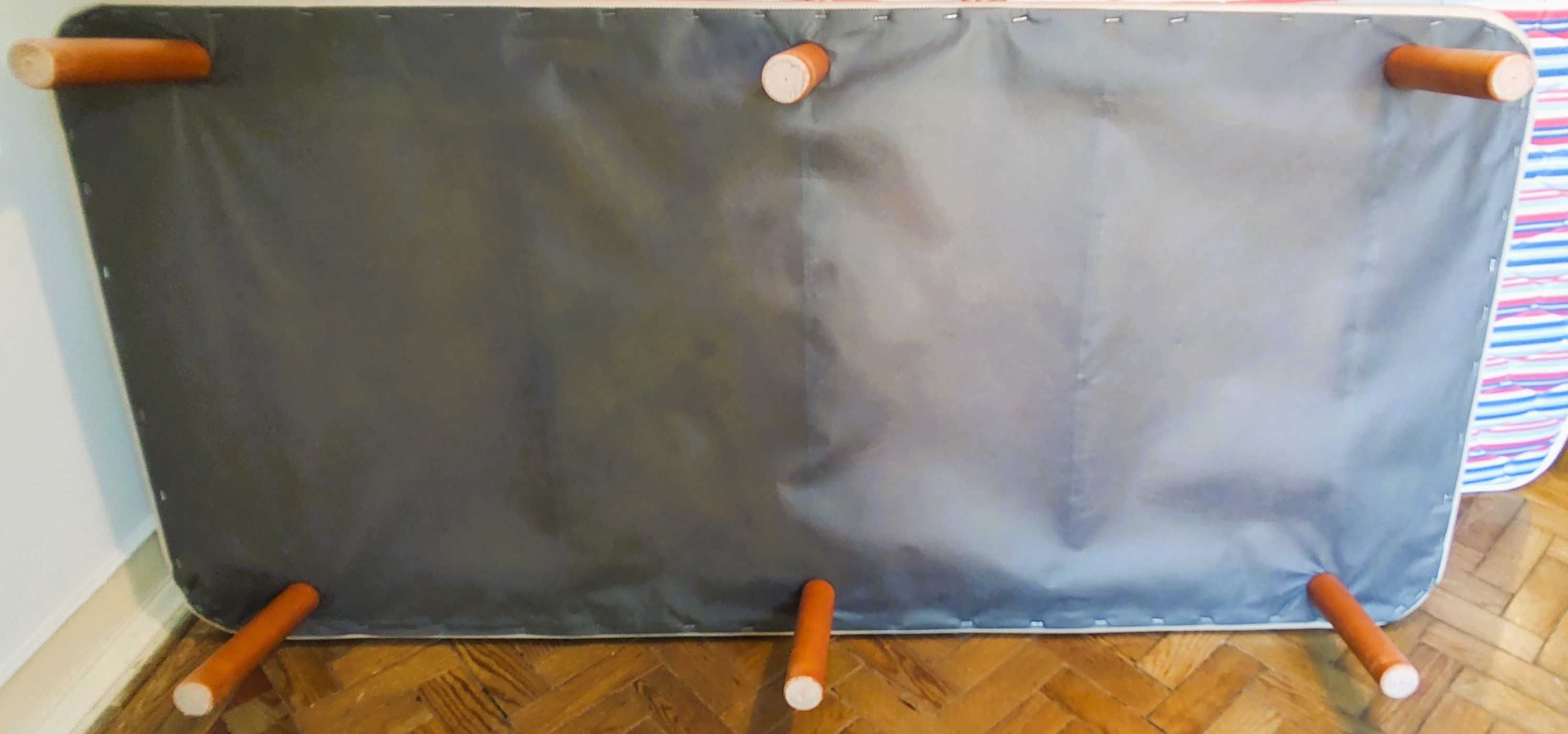 Base cama com colchão 190 x 90 cm