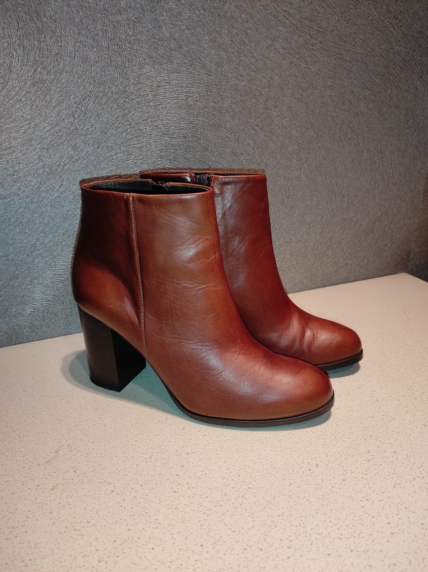 Botki Venezia rozmiar 40