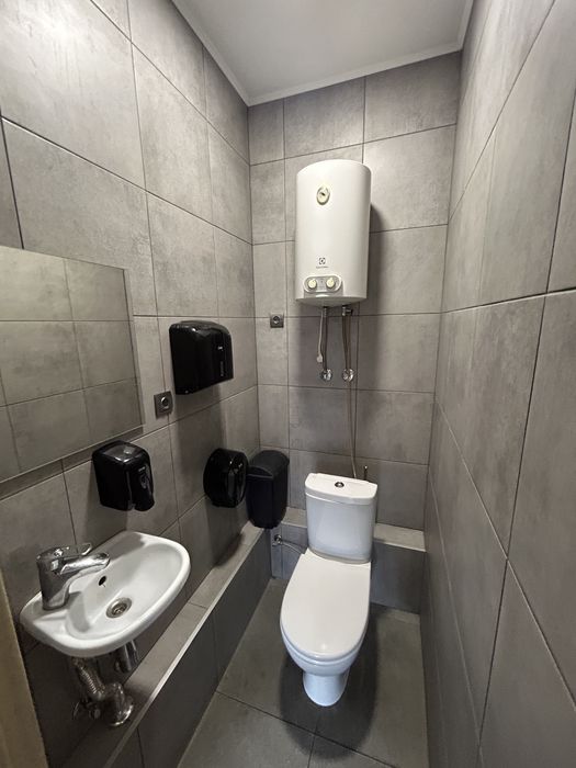 Здам комерційне приміщення в центрі міста! чудова локація!