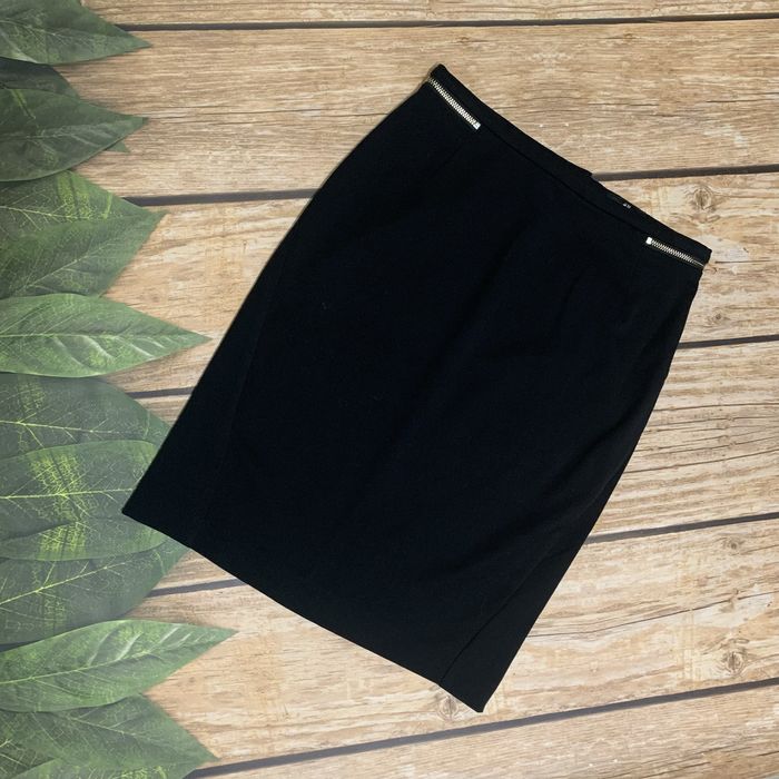 Спідниця приталена h&m 42/44 наш євро 38