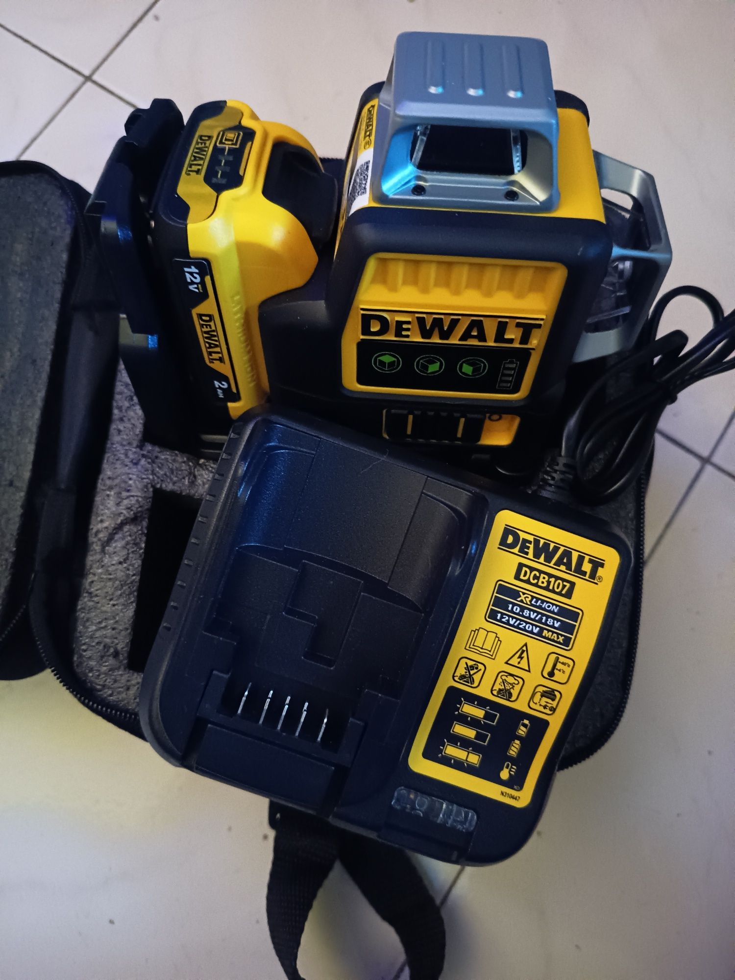 Nivel laser DeWALT