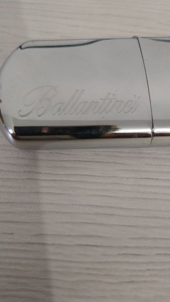 Isqueiro com publicidade para colecionadores