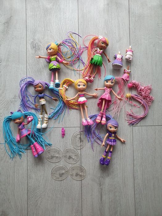 Zestaw 7 lalek betty spaghetti, barbie, gratis podstawki