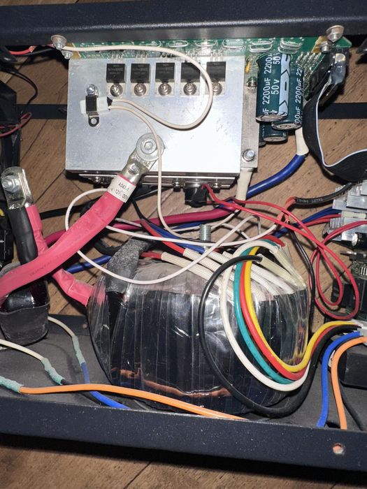 инвектор Logic power