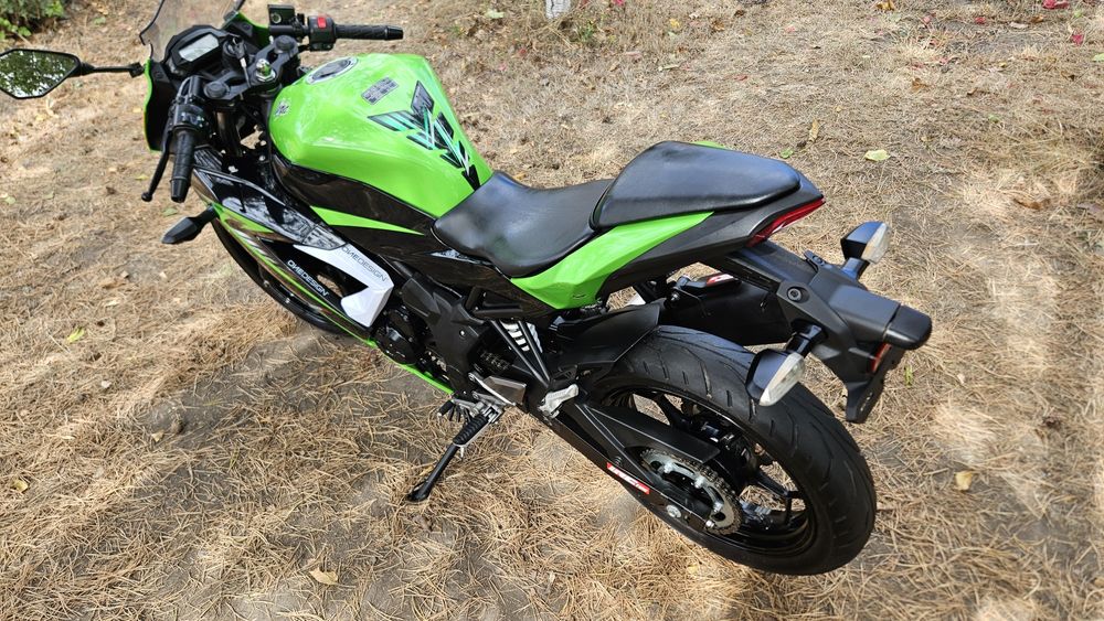 Продажа Kawasaki 2015р. Ninja 250SL з контейнера без пробігу по Україн