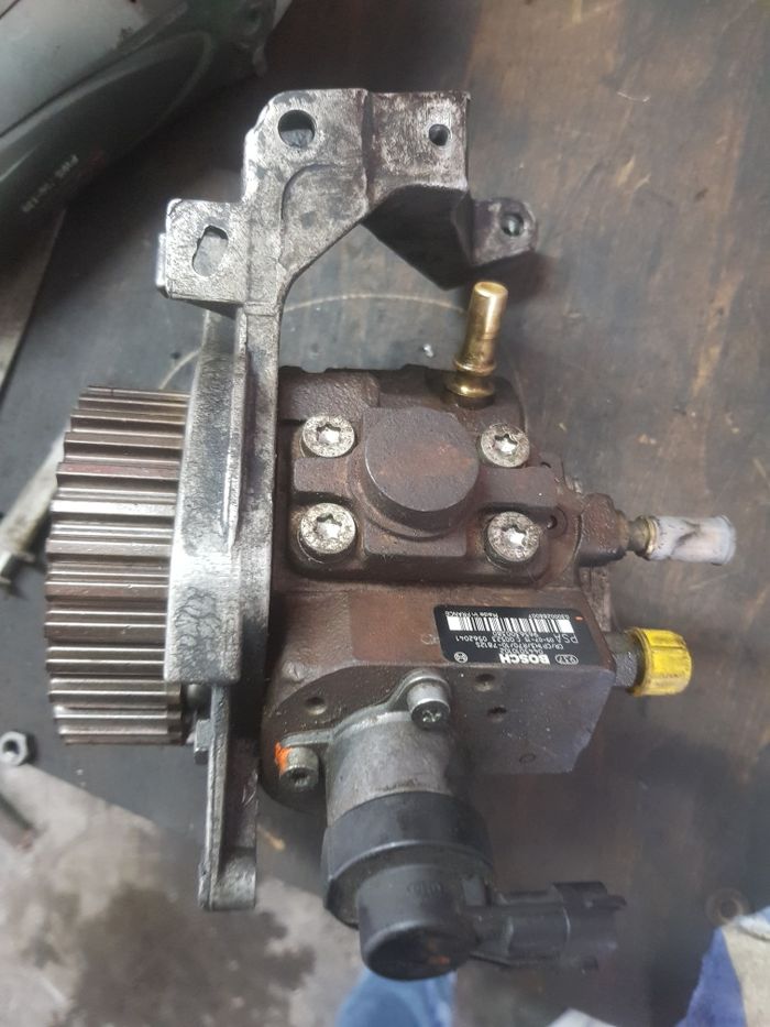 Pompa Cr 1.6 1,6 Hdi Tdci