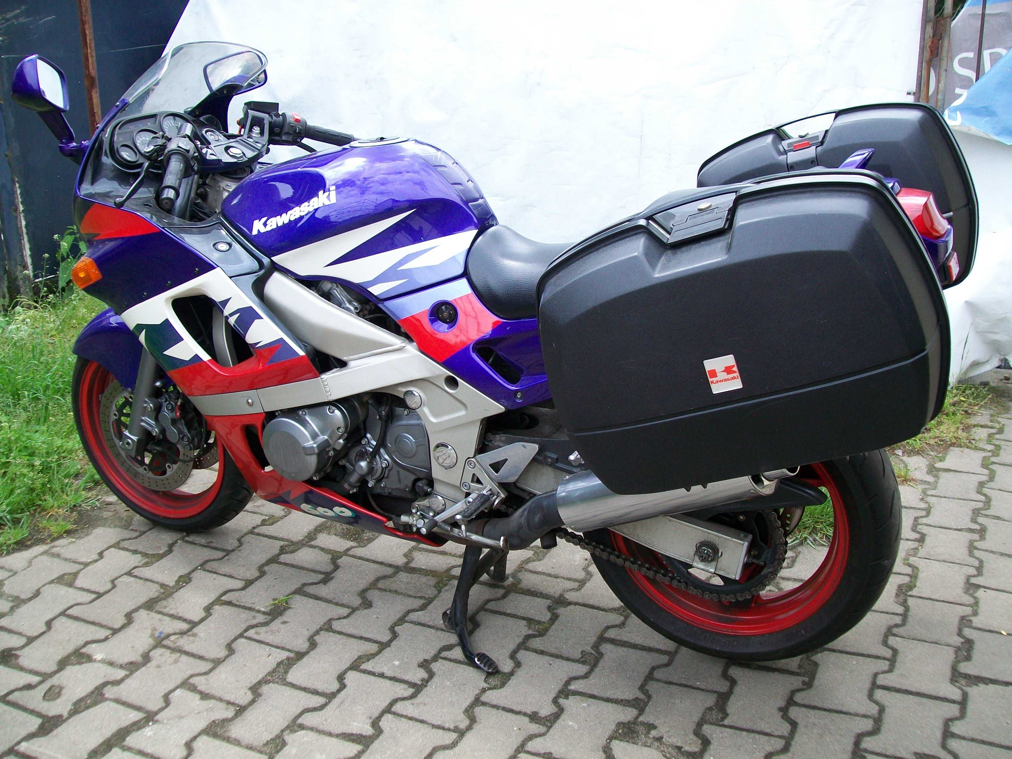 Kawasaki ZX 600E