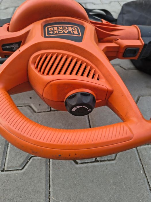 Odkurzacz ogrodowa Black&Decker GW2810