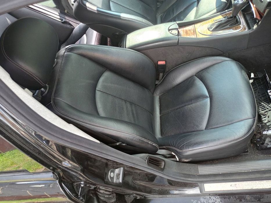 Fotele kanapa boczki skórzane Mercedes E W211