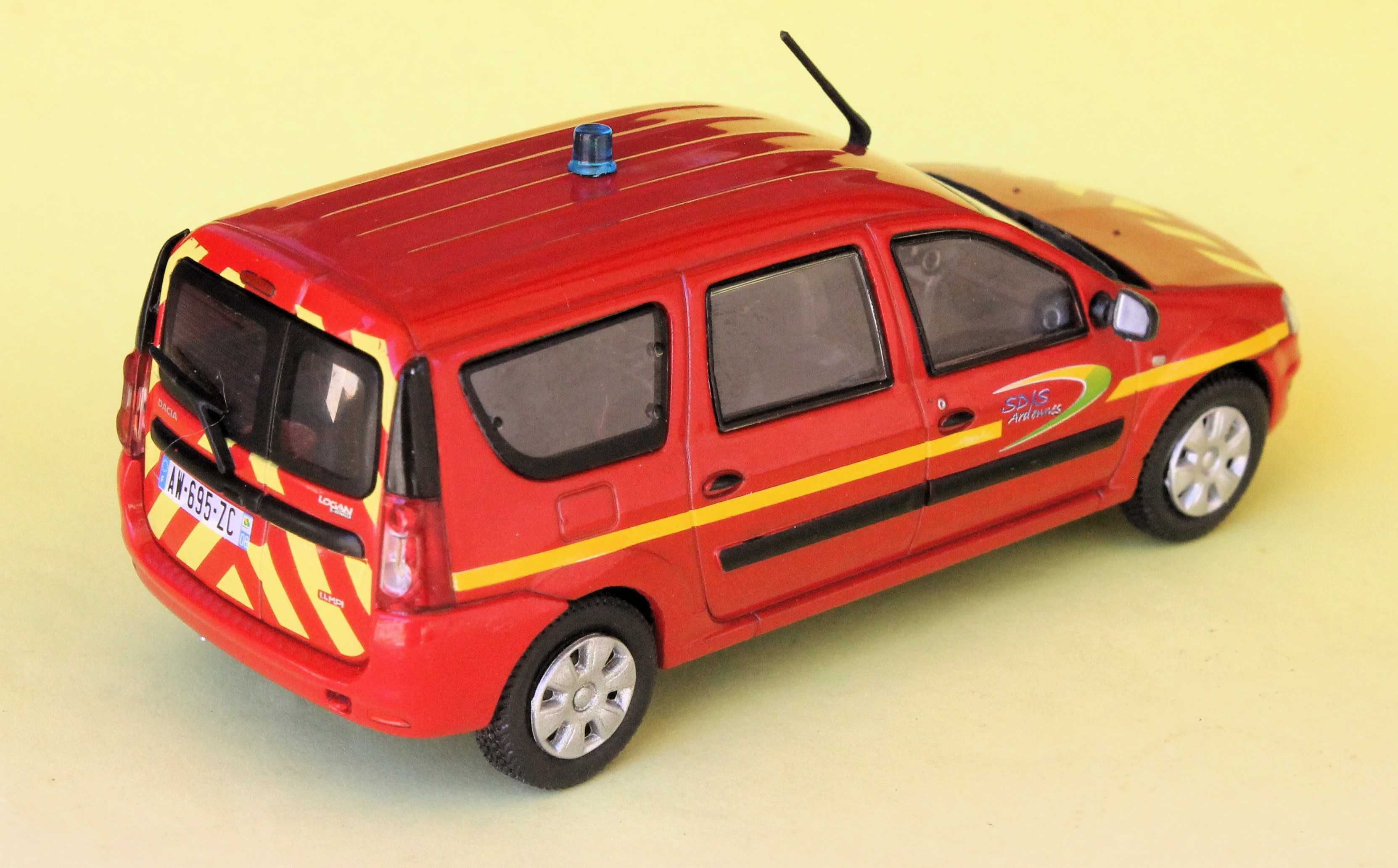 Dacia Logan MCV Bombeiros 1/43 Ixo em blister