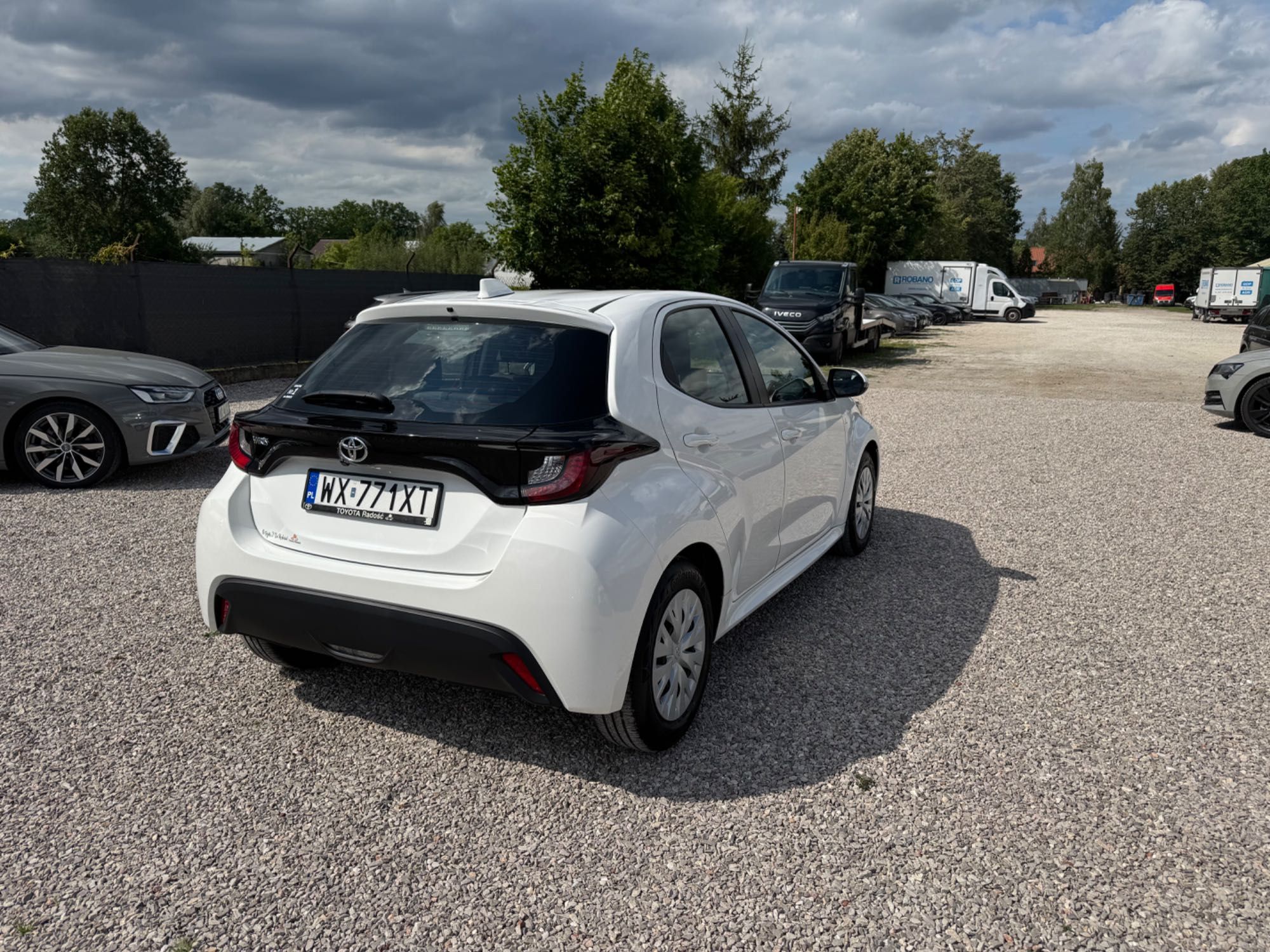 Toyota Yaris 1.5 automat salon Polska