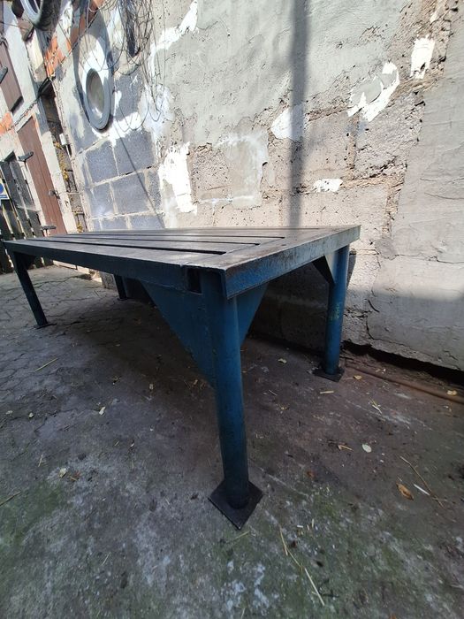 Stół spawalniczy do spawania cięzki