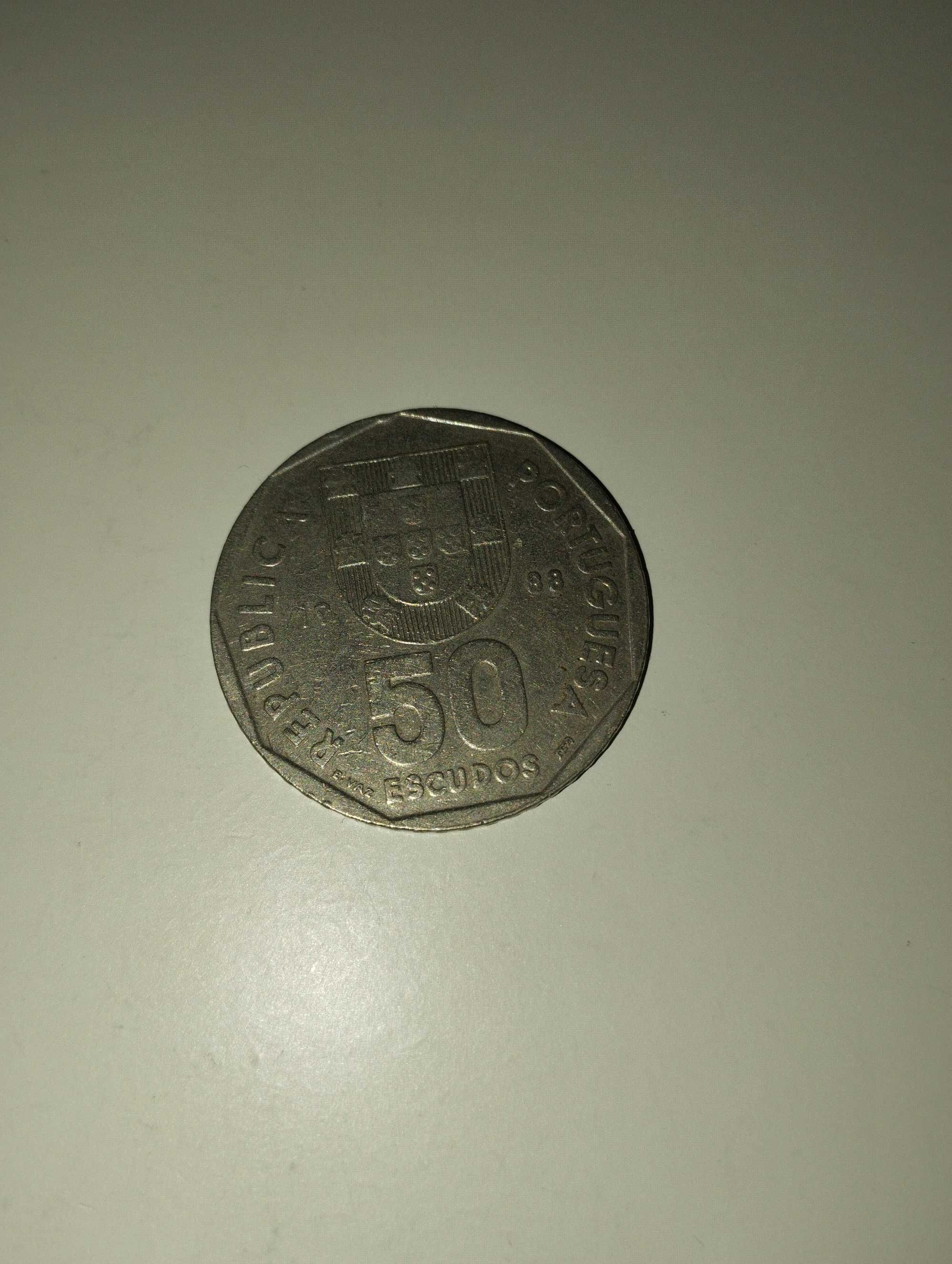 Moeda 50 escudos 1988