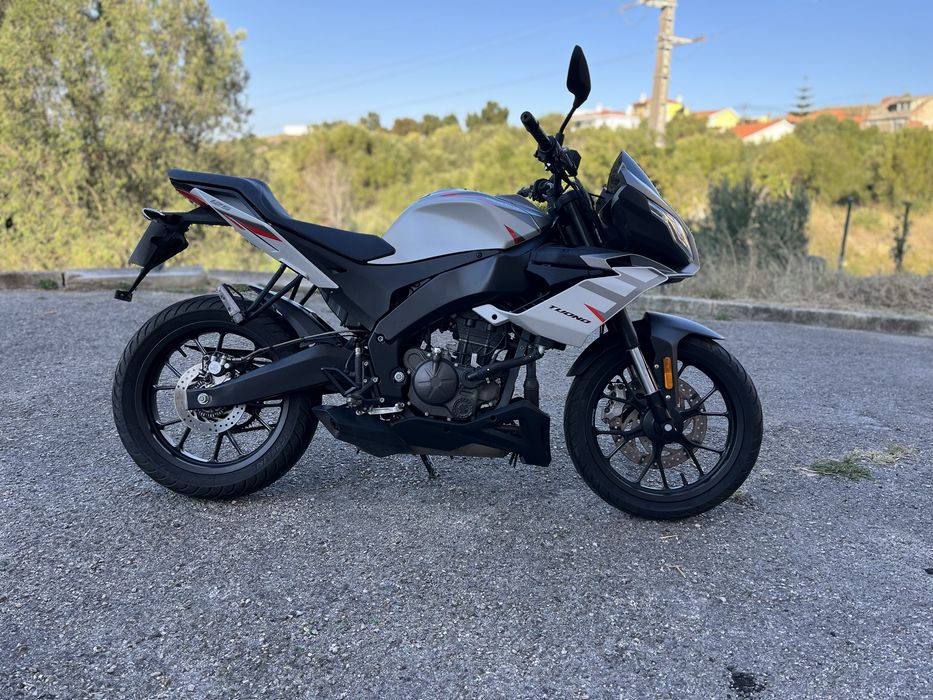Aprilia Tuono 125 – 2022 – 7.900 km