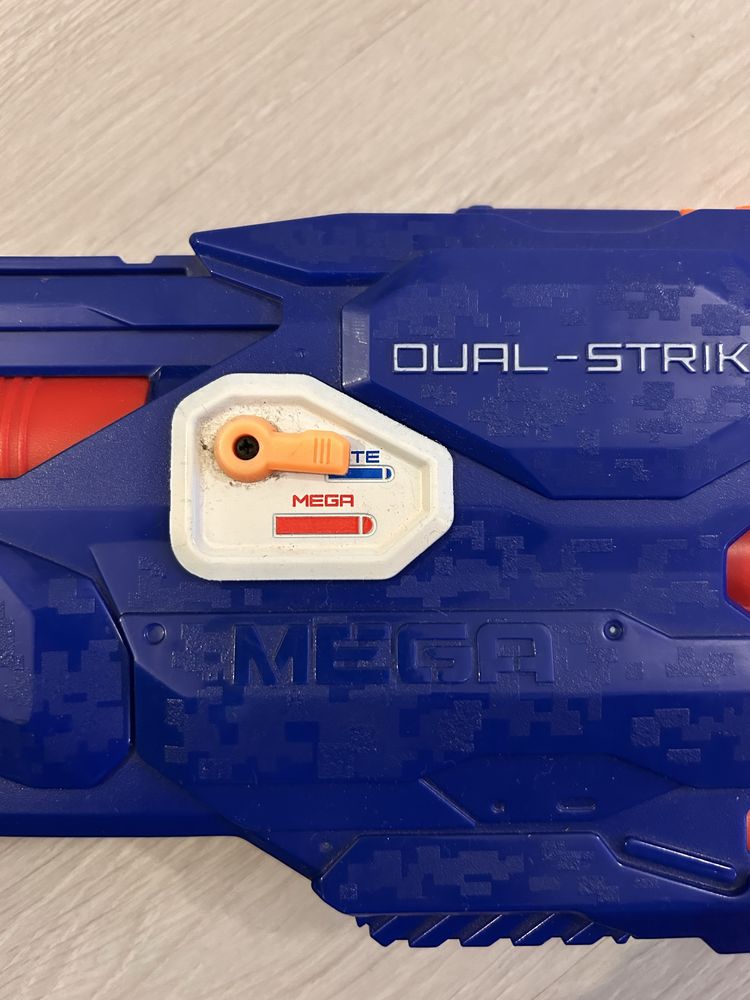 Nerf Dual Strike