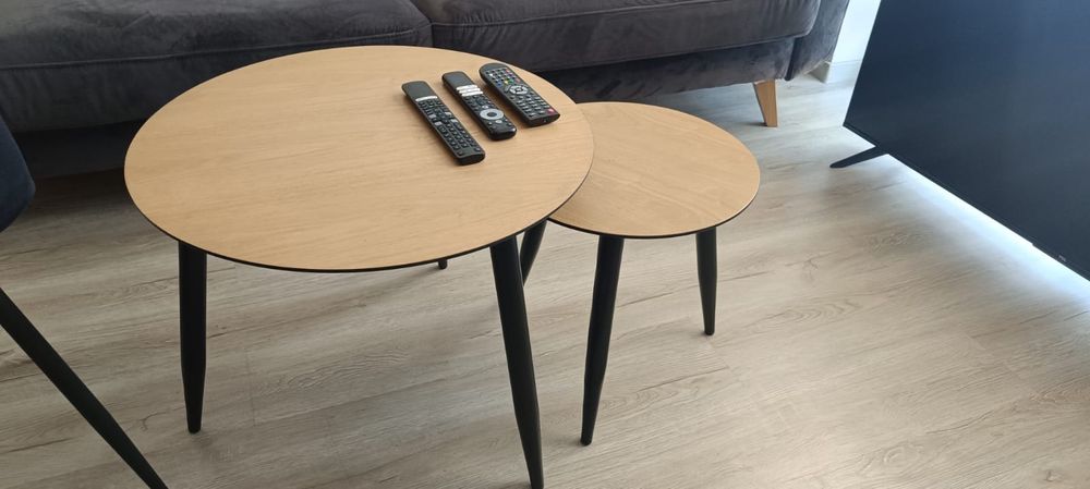 2 stoliki kawowe komplet