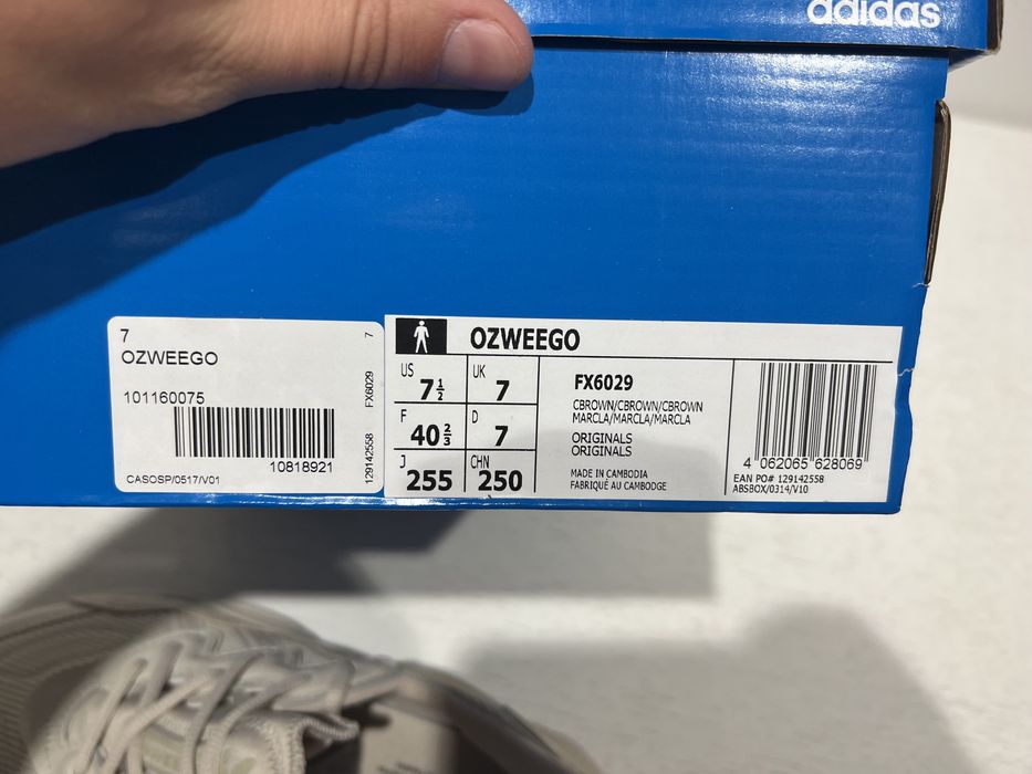 Кроссовки Adidas Originals Ozweego FX6029