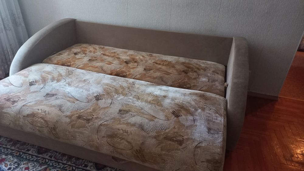 Продам диван б/у