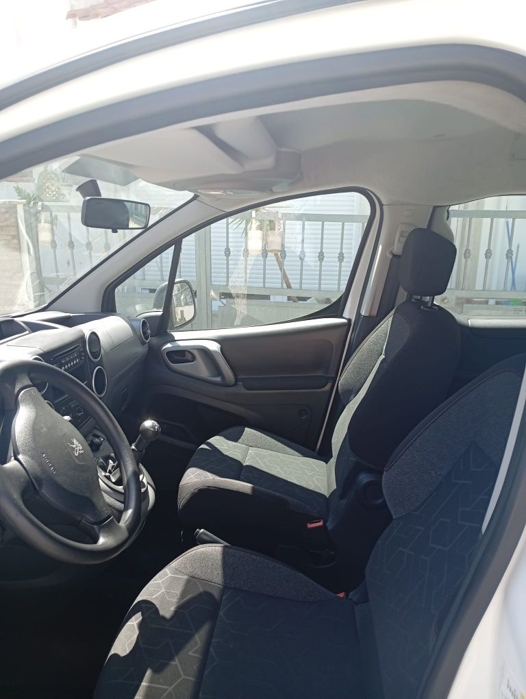 Peugeot partner tepee 5 lugares aceito troca, retoma