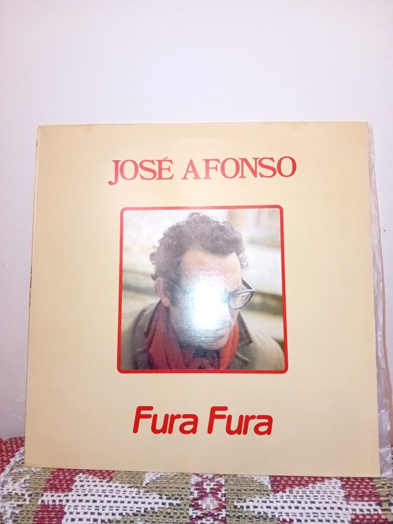 Discos vinil José Afonso  (fura fura)