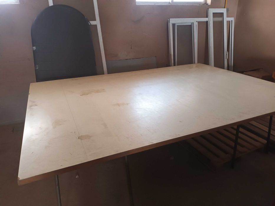 Mesa de trabalho textil