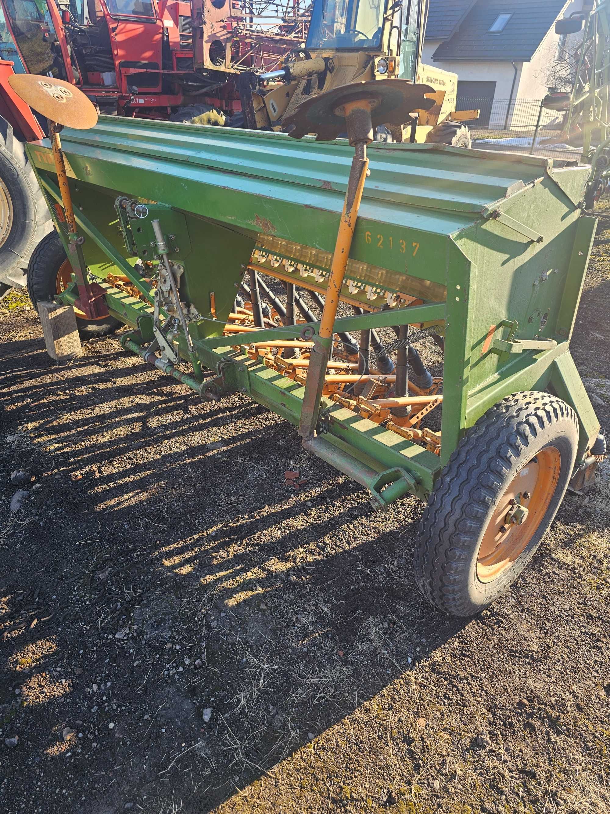 Siewnik do zboża AMAZONE D7 Super S 3 metry