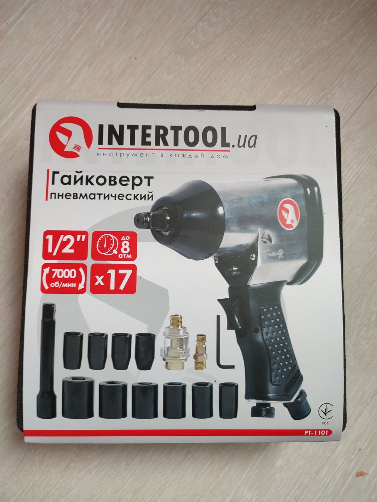 Гайковерт пневматический + набор головок 17 ед ,1/2 INTERTOOL PT-1101