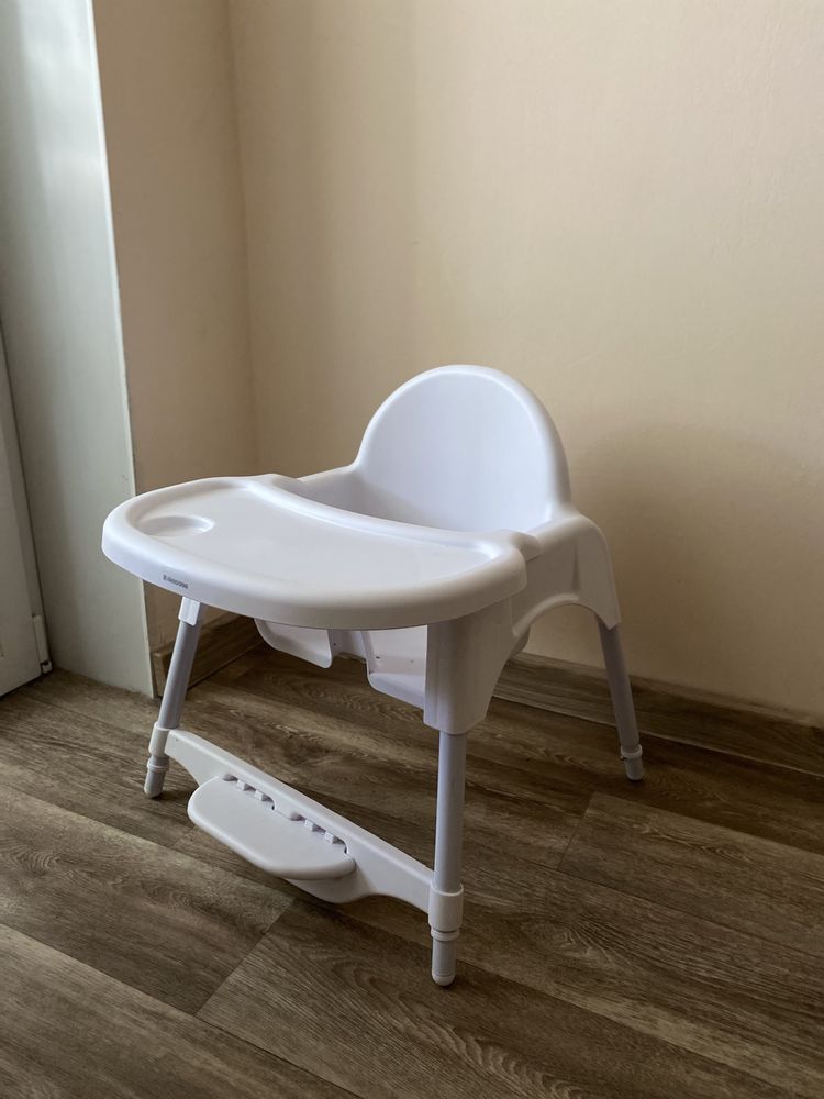 Стільчик для годування 2 в 1 Kikka boo Jammy White