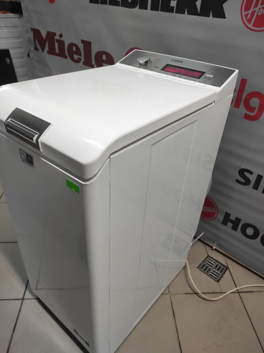Стиральная машина AEG  40см.