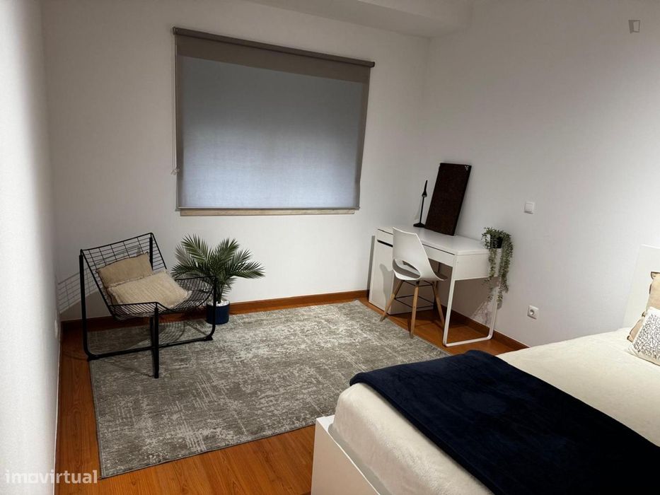 732563 - Quarto de solteiro em apartamento com...